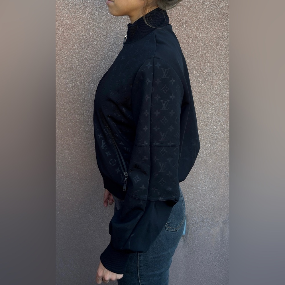 Louis Vuitton Zip-Up Jogging Jacket – Monogram Black - Picture 8 of 8